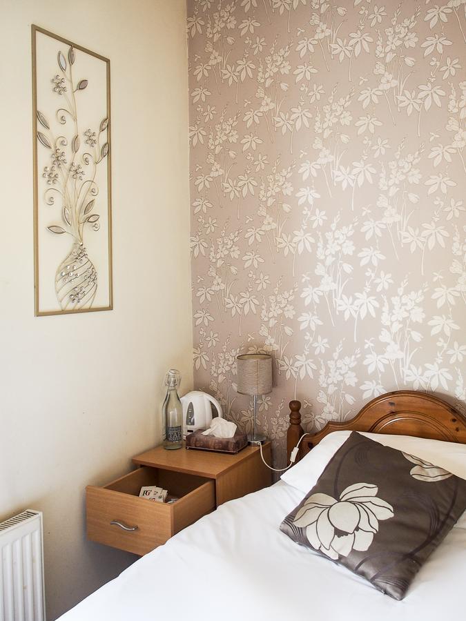 Bed & Breakfast Leaded Light Solihull