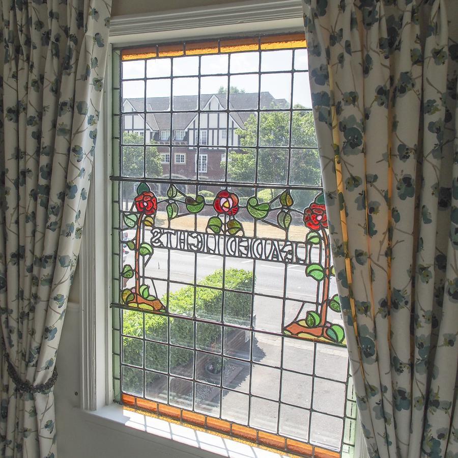 Bed & Breakfast Leaded Light Solihull