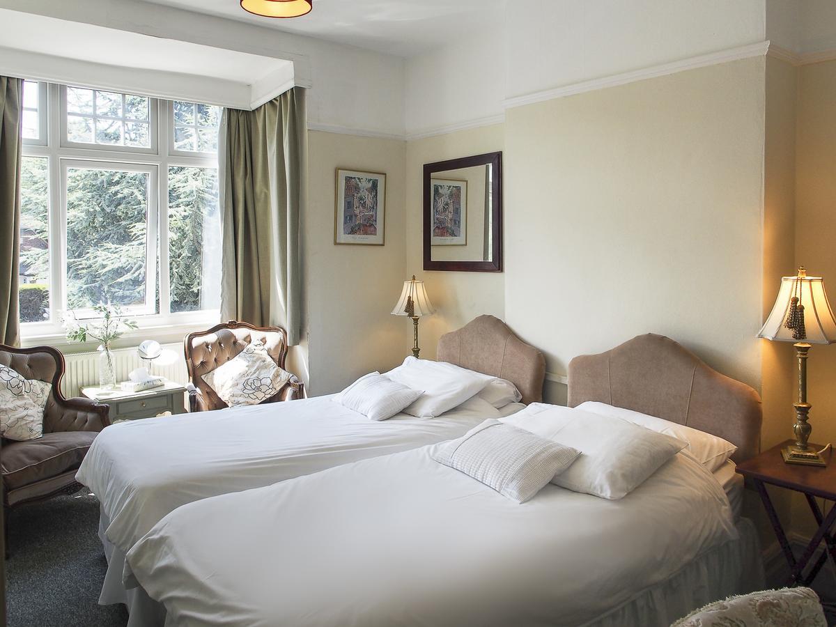 Bed & Breakfast Leaded Light Solihull